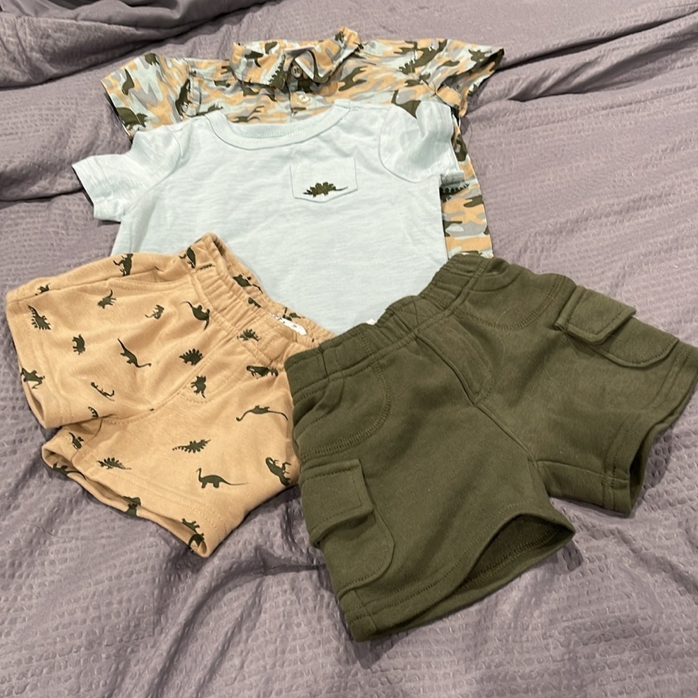 4 Piece 2 Matching sets Dinosaur Print Boy 12 M